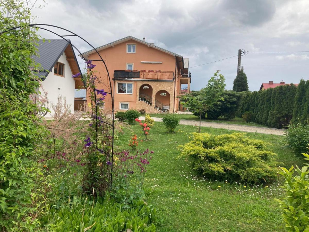 Agroturystyka U Podnoza Gory Cergowej Dukla Esterno foto