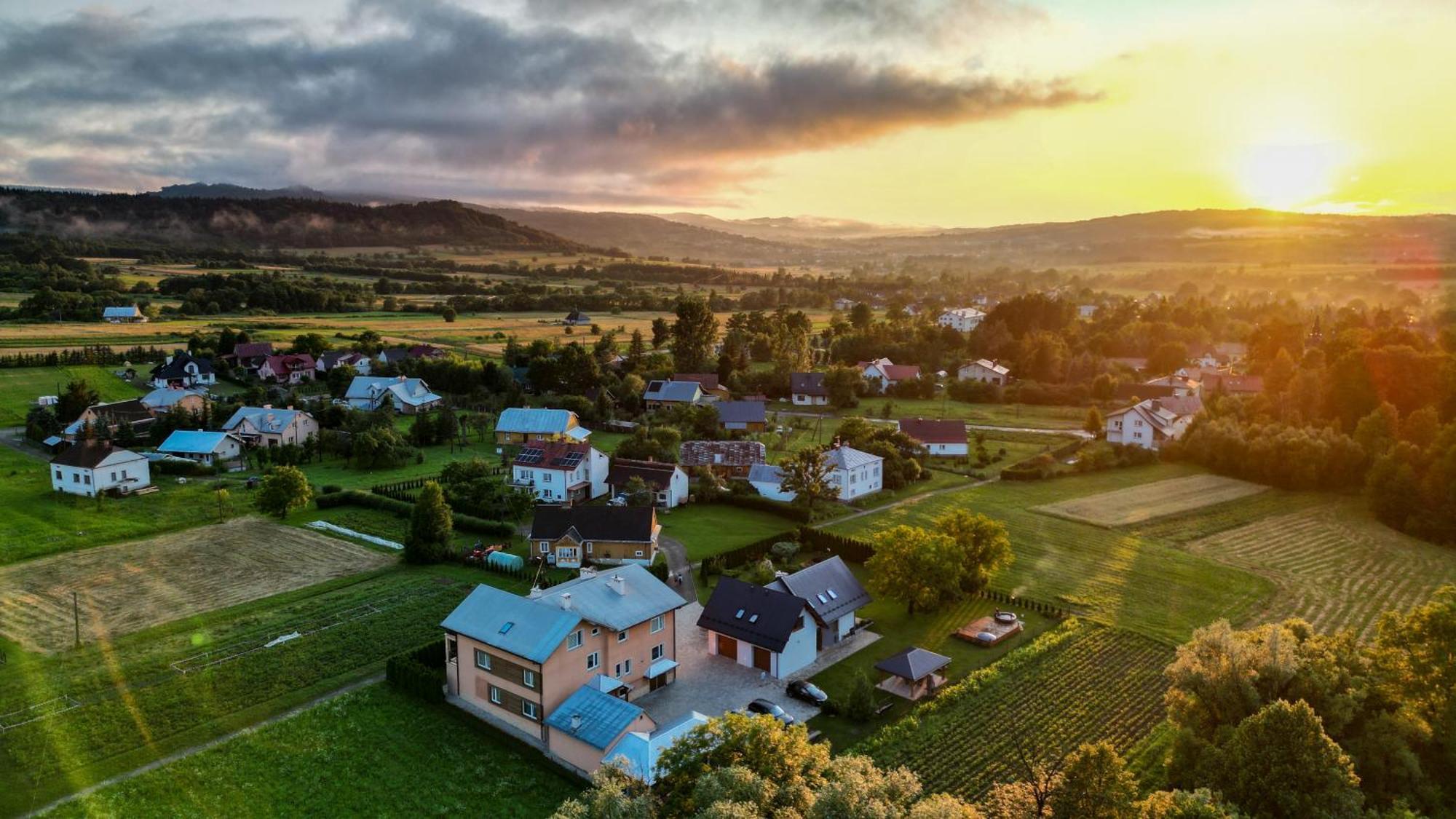 Agroturystyka U Podnoza Gory Cergowej Dukla Esterno foto