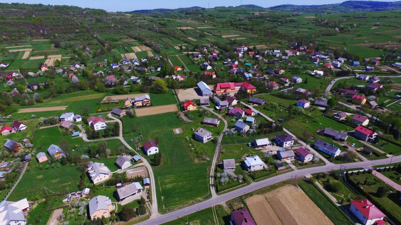 Agroturystyka U Podnoza Gory Cergowej Dukla Esterno foto
