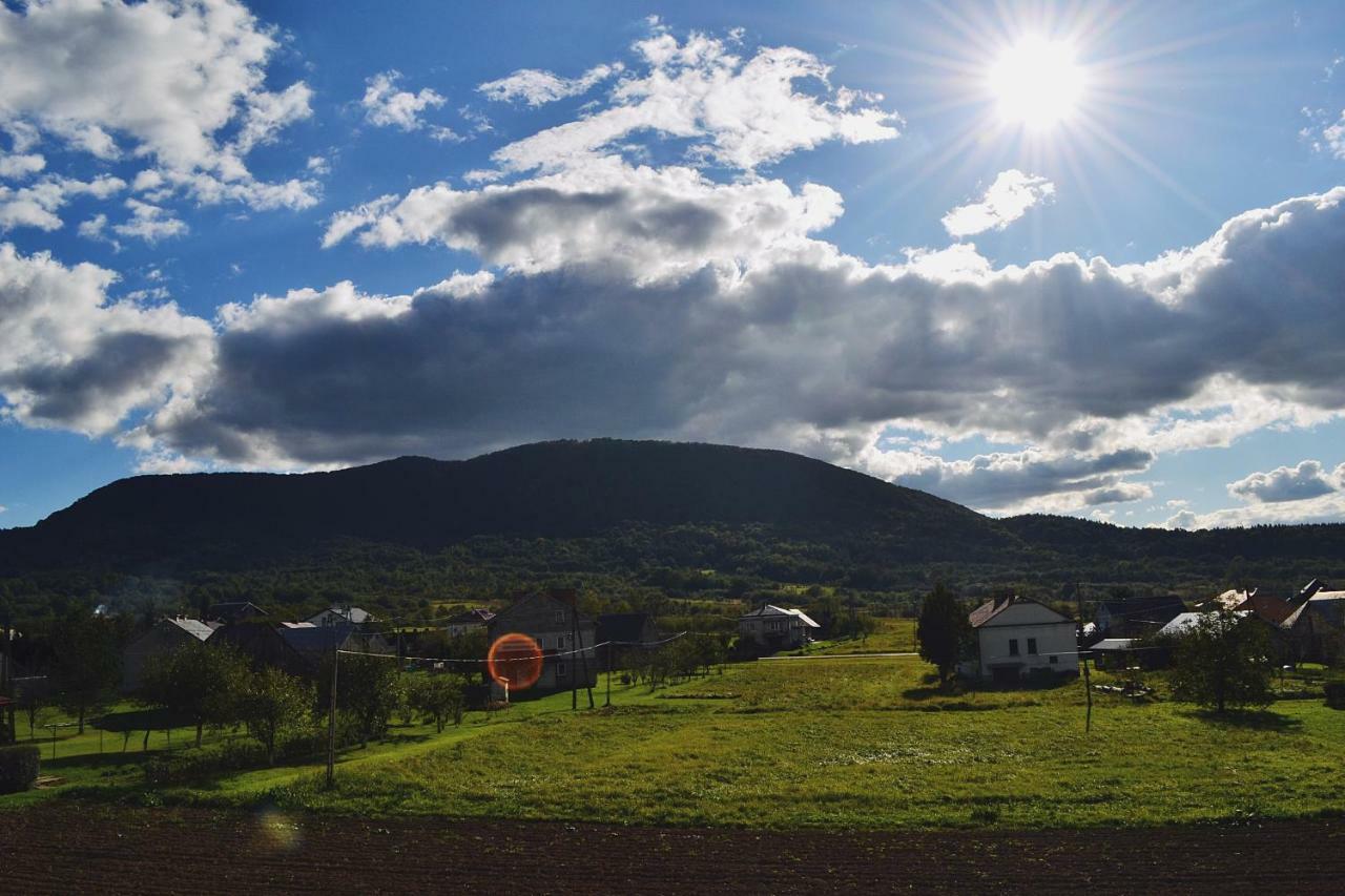 Agroturystyka U Podnoza Gory Cergowej Dukla Esterno foto