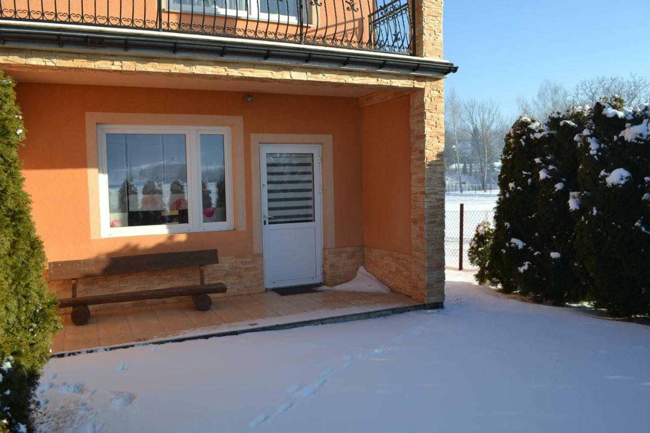 Agroturystyka U Podnoza Gory Cergowej Dukla Esterno foto